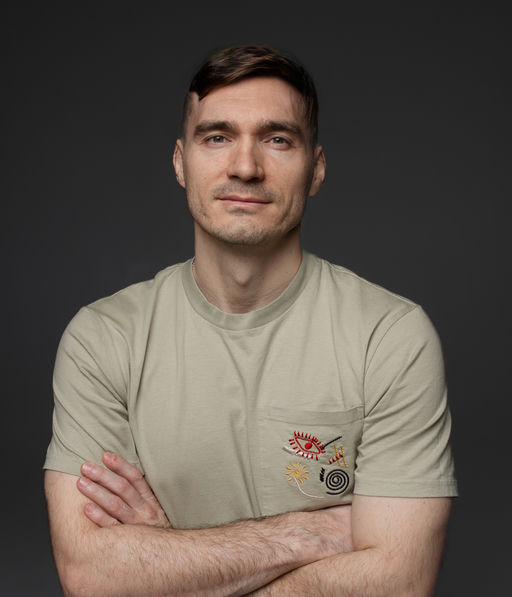 Денис Перевалов